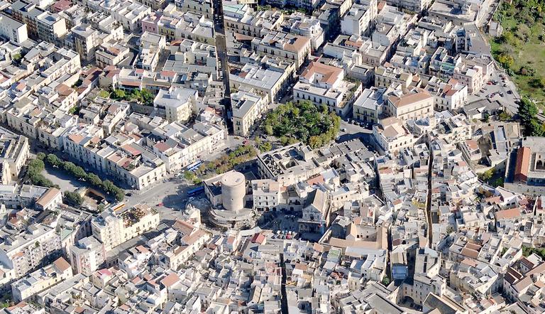 vista sistema piazze bitonto